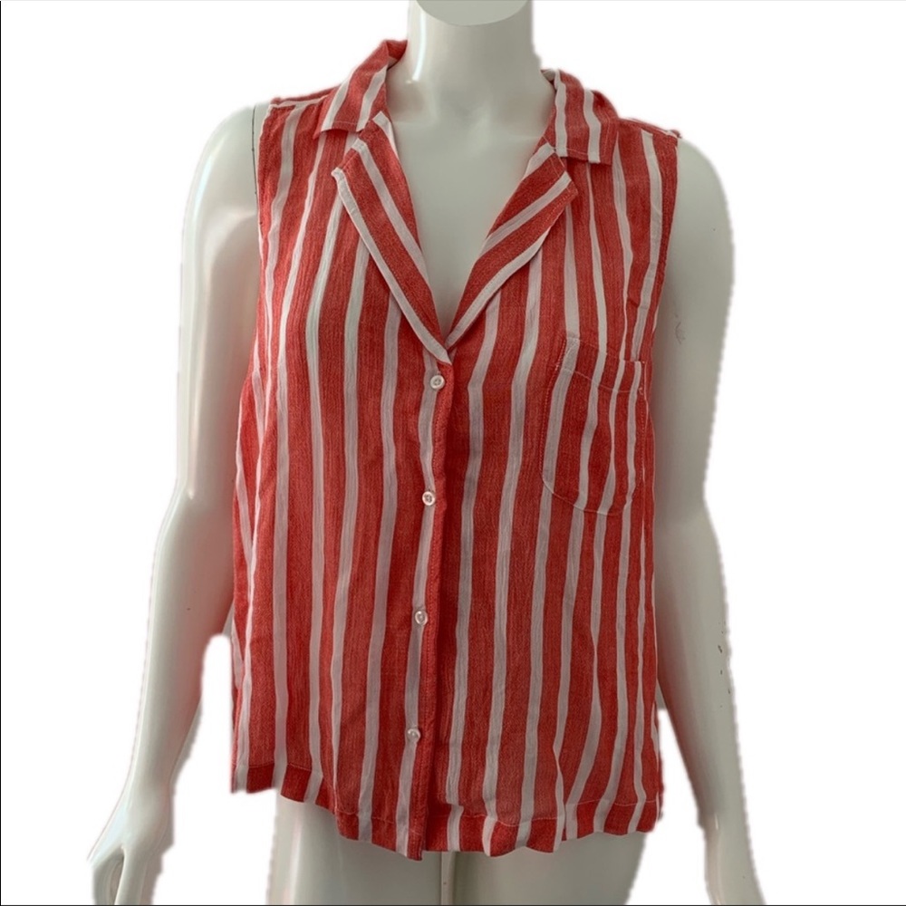 NWT Abound Coral White Sleeveless Button Down Top